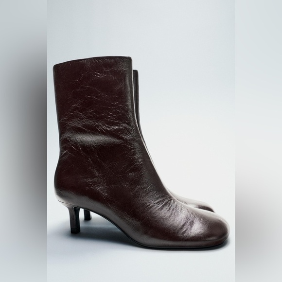 NWOT. Zara Brown Leather Ankle Boots. Kitten Heels. Size 8. - Picture 1 of 9